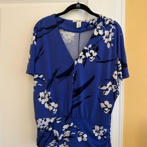 White House Black Market Navy Floral Blouse
